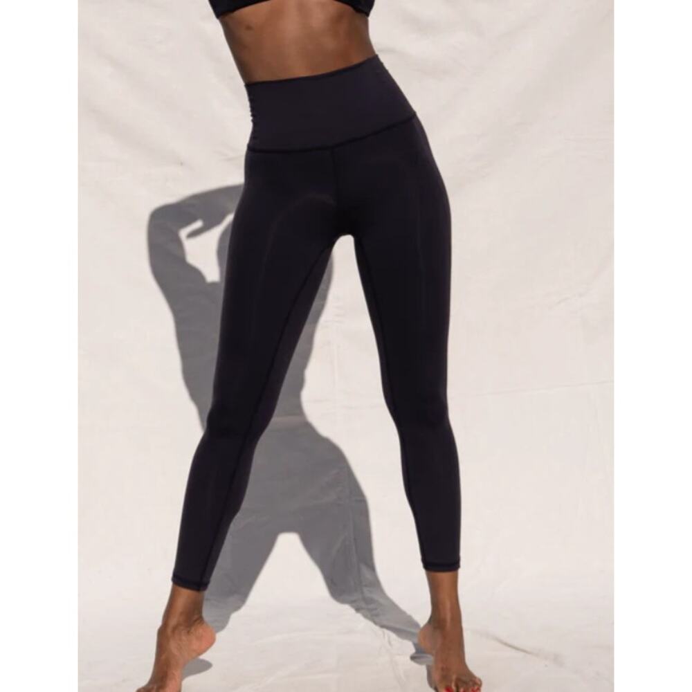 Left on Friday Super Moves Tight in Navy Women's Sz. S